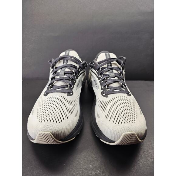 Brooks Men 11.5 Comfy footwear main image 4